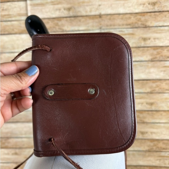 Micheal Green Leather Crossbody Small Bag - Picture 3 of 7